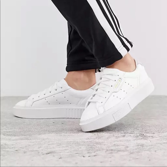 BNIB Adidas sneakers size 6.5 - Picture 1 of 10